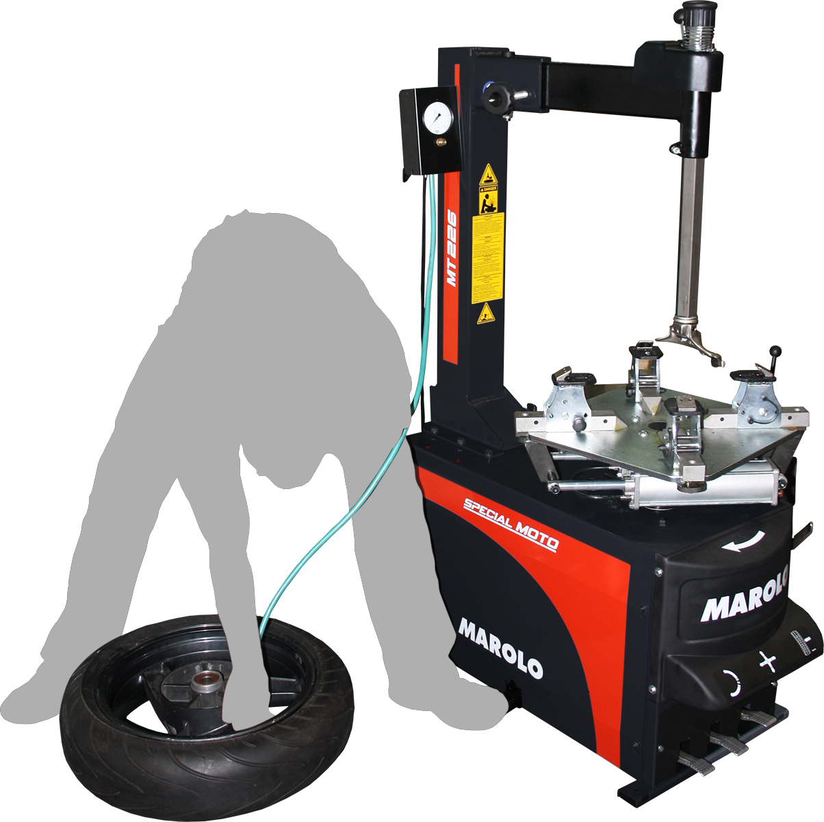 Inflating pedal integrated on Tyre Changer MT